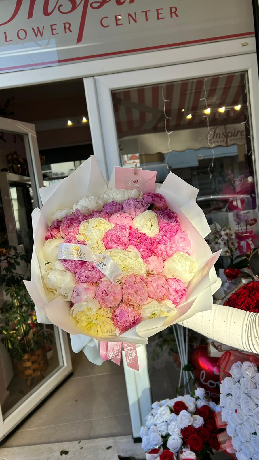 30 Adet Pembe Beyaz Şakayık Buketi